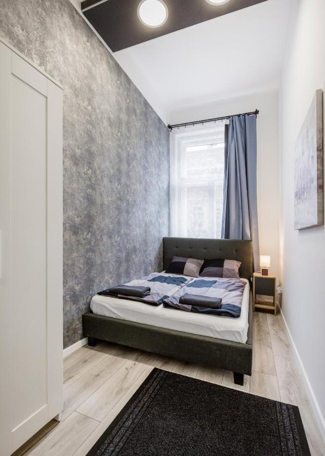 בודפשט O Street 3 Bedroom Stylish Apartment מראה חיצוני תמונה