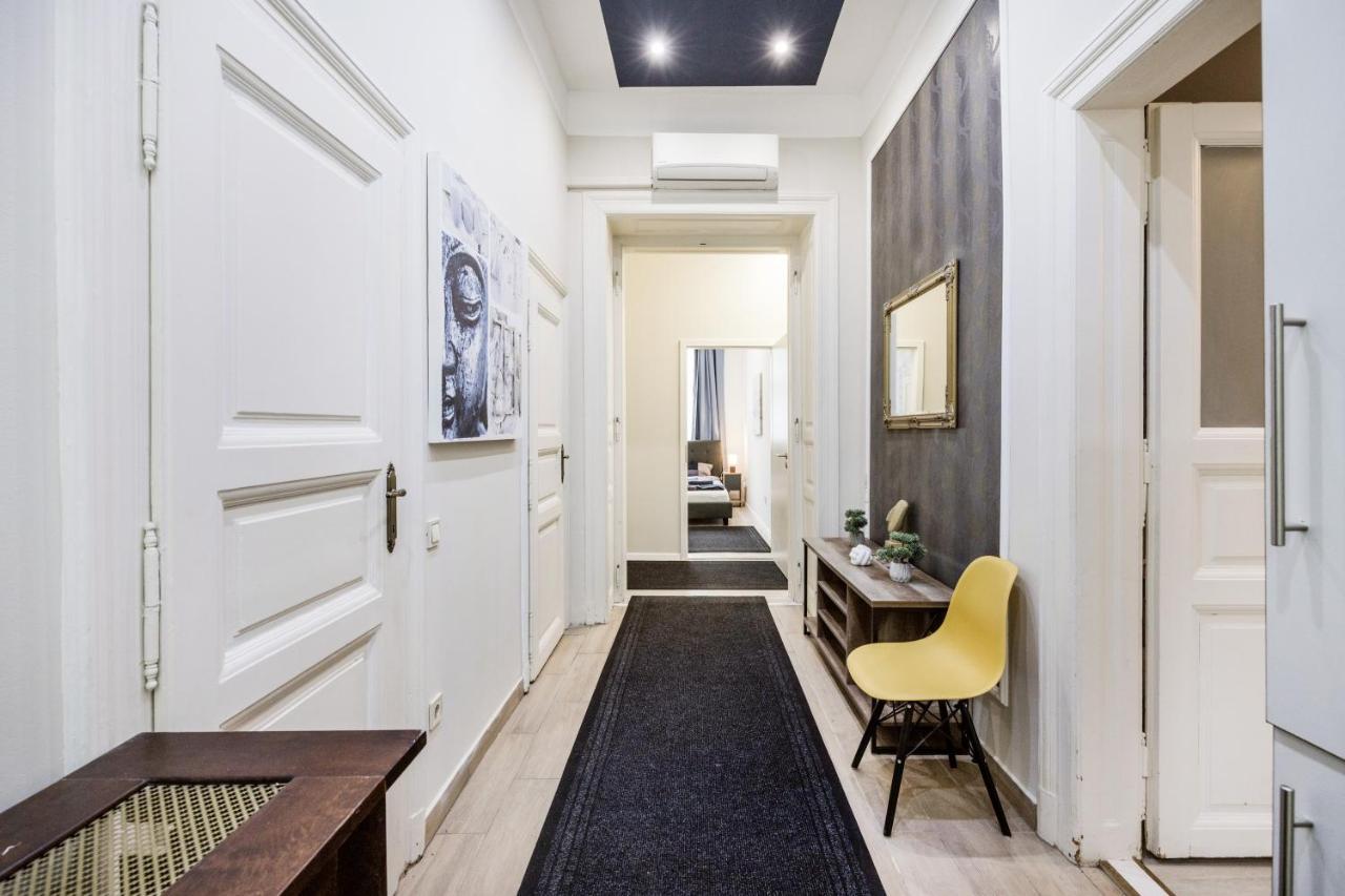 בודפשט O Street 3 Bedroom Stylish Apartment מראה חיצוני תמונה